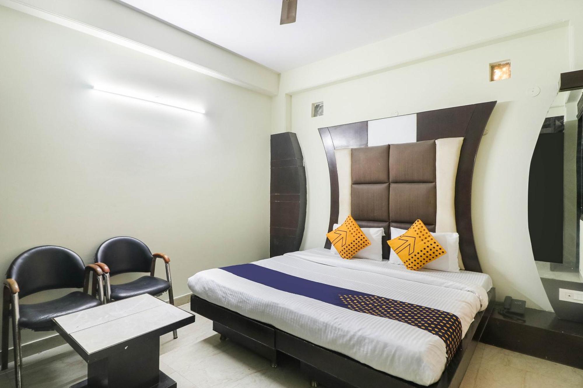 Spot On Hotel Grace Near Star Mall Gurgaon Eksteriør bilde
